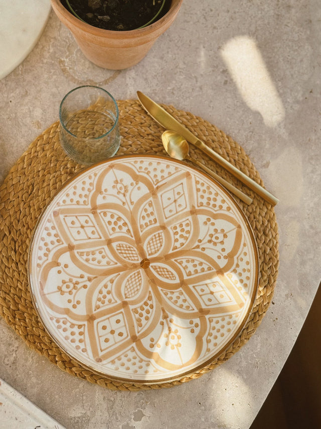Assiette Beige