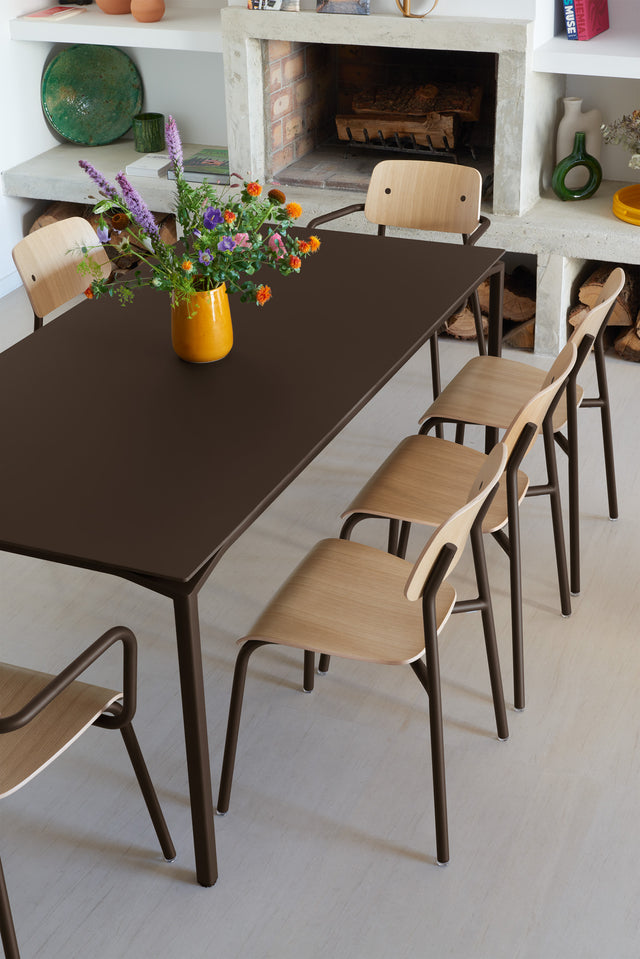 Table Calvi Indoor