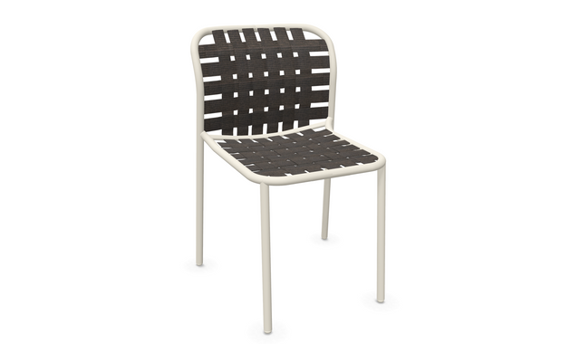Chaise Yard