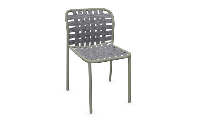 Chaise Yard