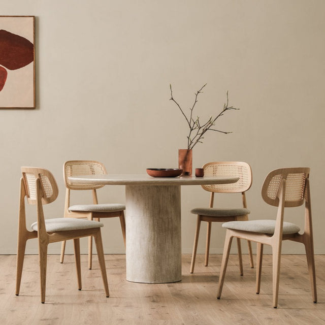 Table Ari