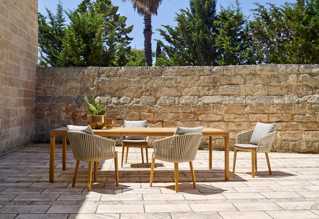 Table Illum