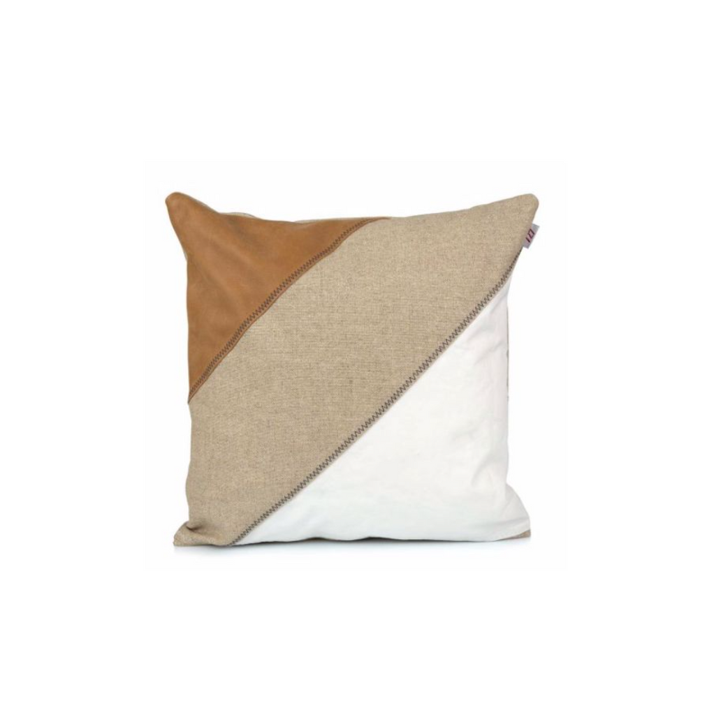 Coussin en voile recyclée & cuir